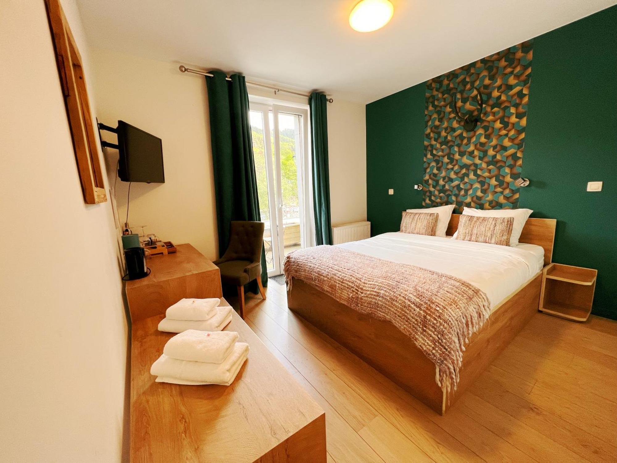 Au Sommet De La Cascade Hotel Stavelot Luaran gambar