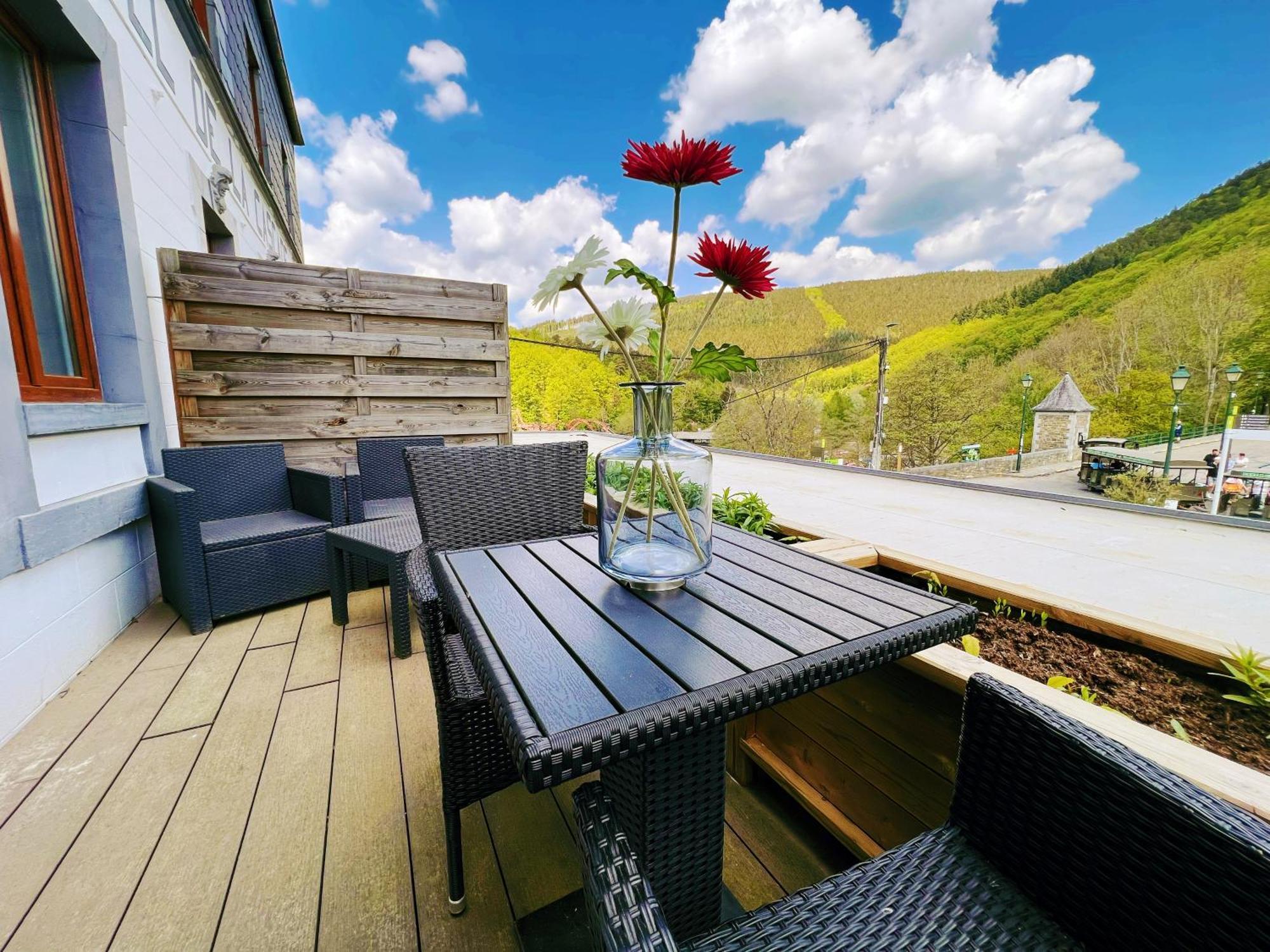 Au Sommet De La Cascade Hotel Stavelot Luaran gambar